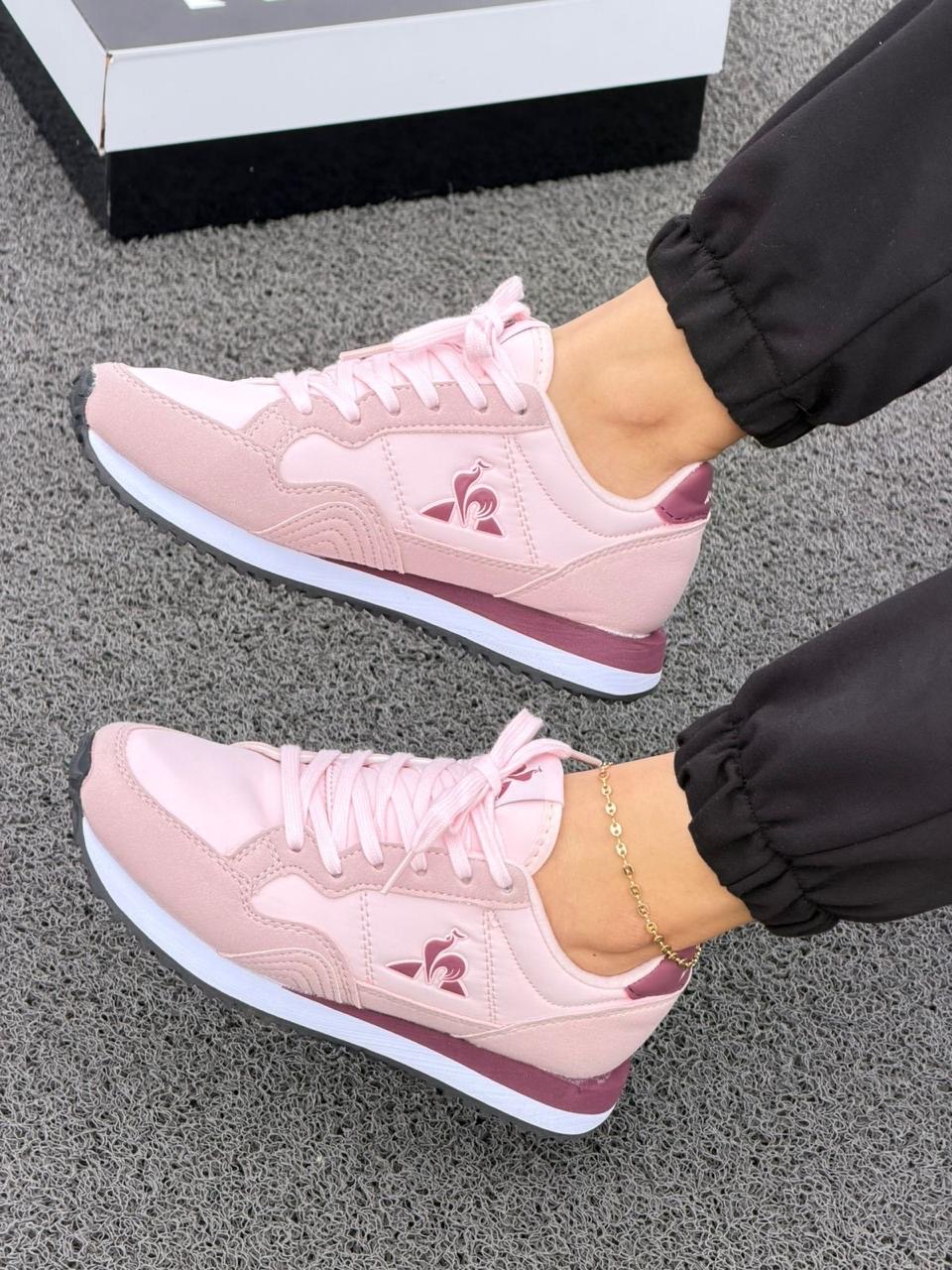 Le Coq Sportif Rosa