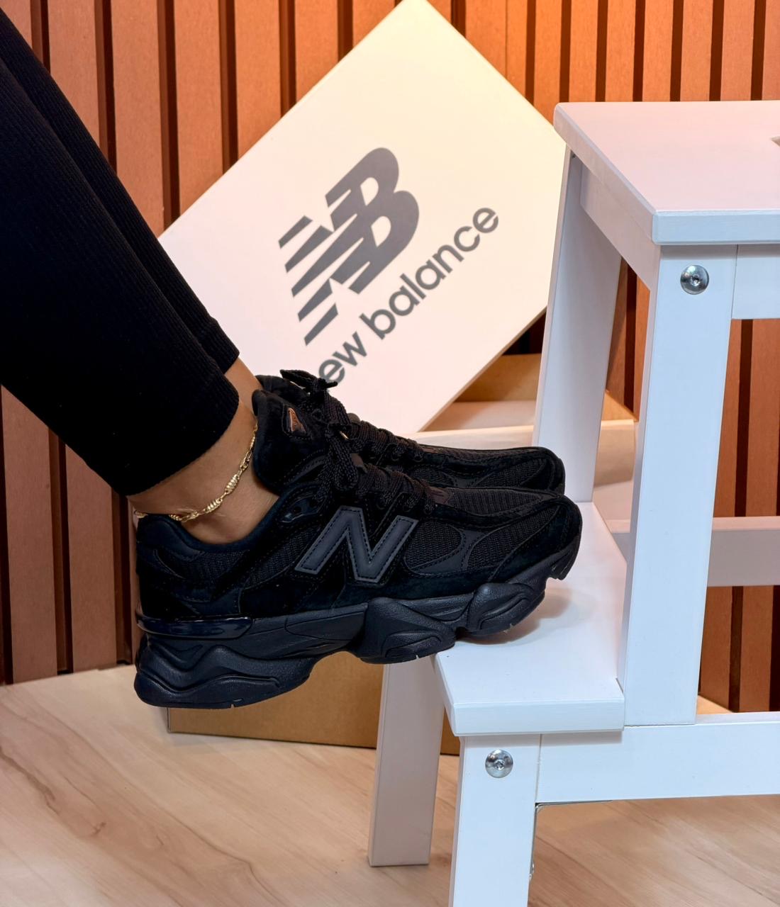 New Balance 9060