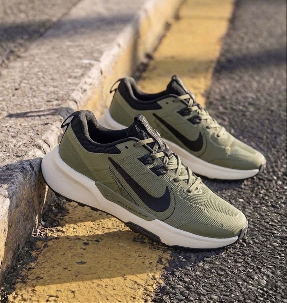 Nike Juniper Verde