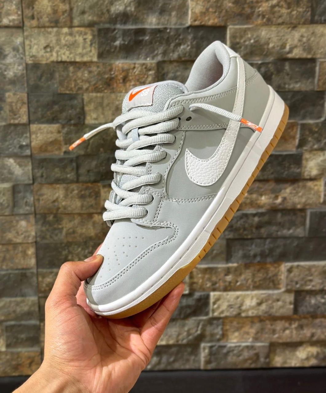 Nike SB Dunk Low Gris