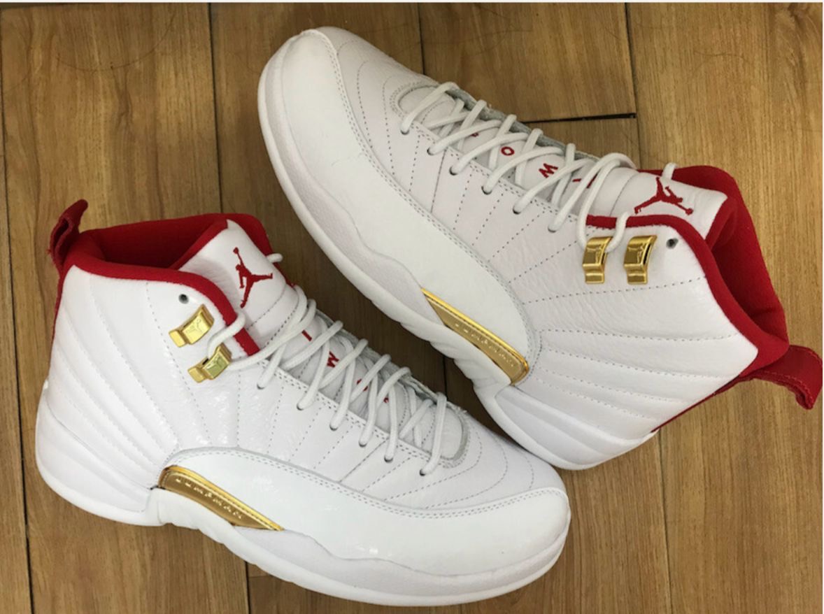 Jordan Retro 12 FIBA Blanco