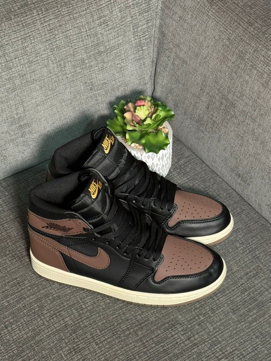 Nike Air Jordan Retro 1 High Palomino