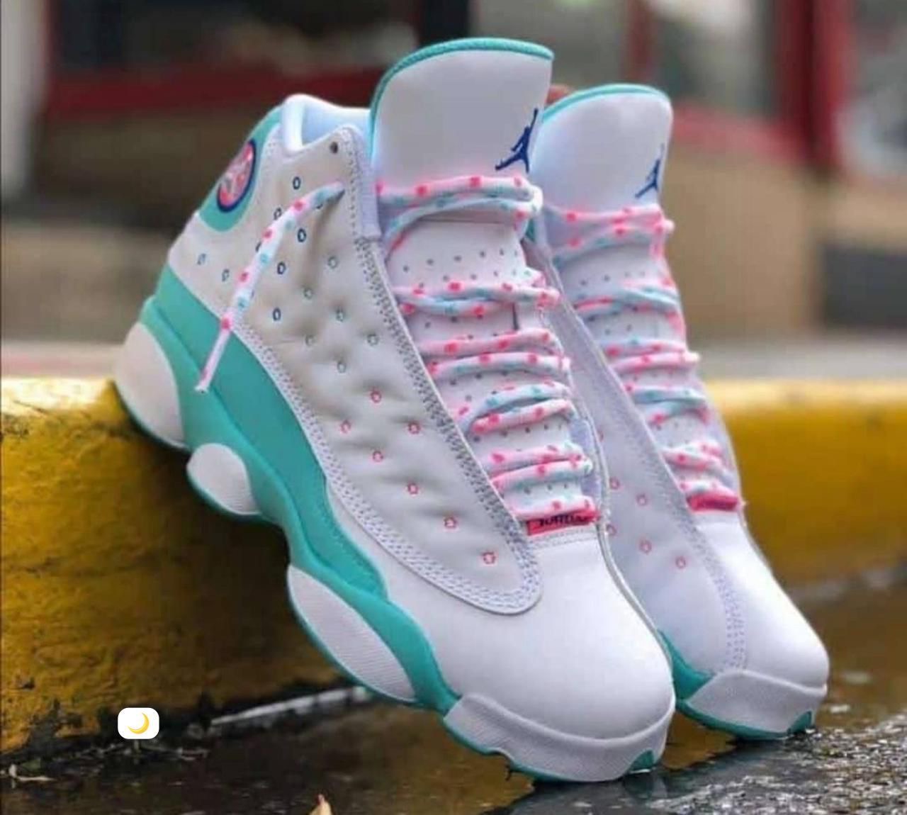 Nike Air Jordan Retro 13 Aurora Green