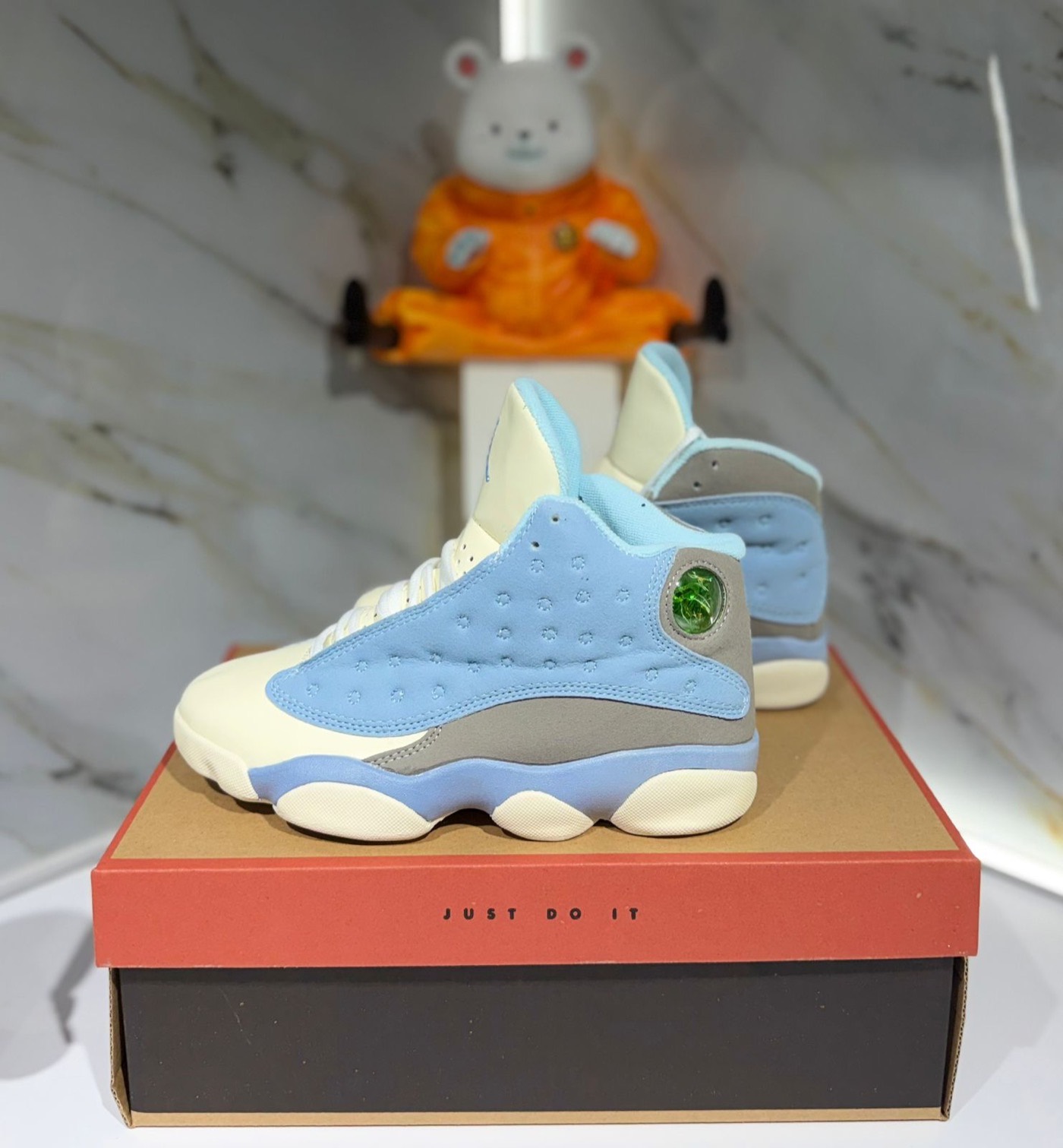 Nike Air Jordan Retro 13 Azul Claro