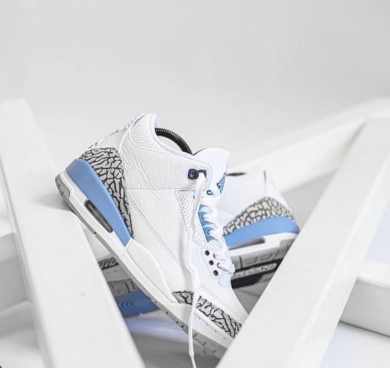 Nike Air Jordan Retro 3 UNC Azul