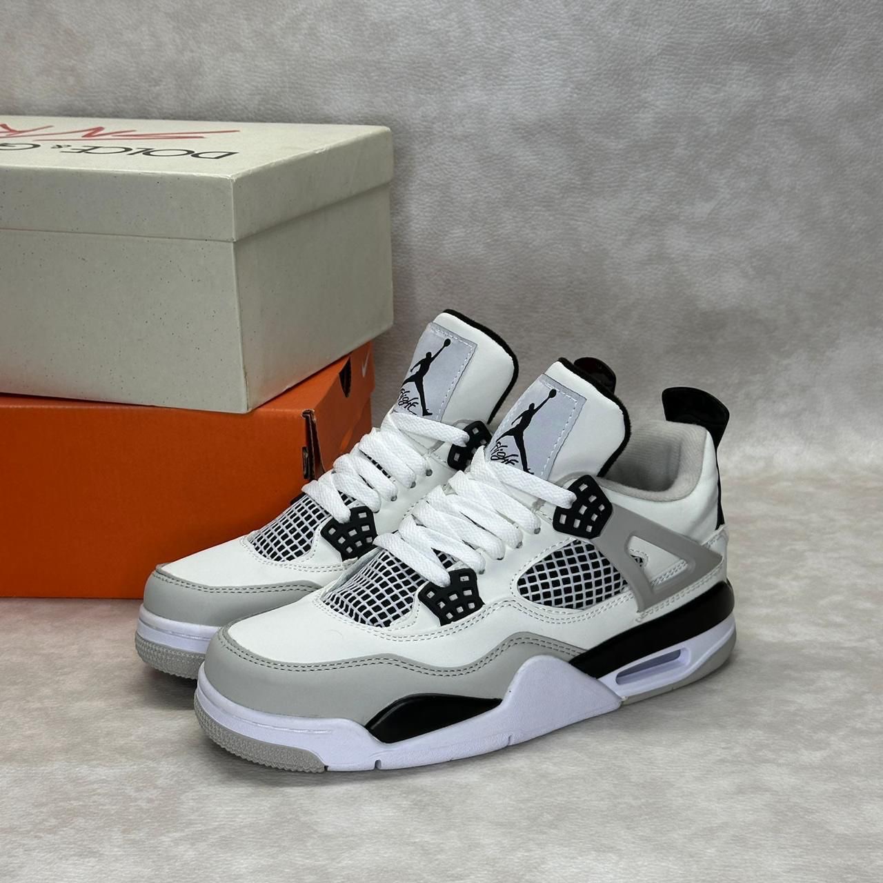 Nike Air Jordan Retro 4 Military Black